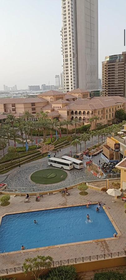Pirates Bay Hostel Dubai Buitenkant foto